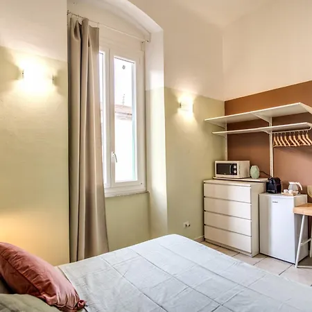 Perla Marina Гостьовий будинок *