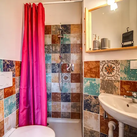 Perla Marina Гостьовий будинок Ла-Спеція